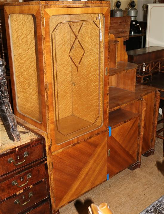 Art Deco walnut and burr walnut display cabinet(-)